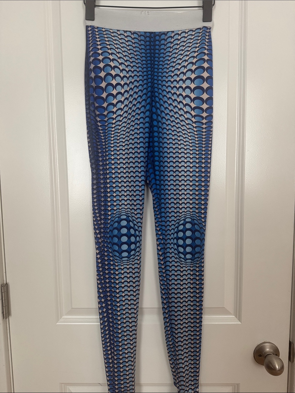 Illusion Set - Picture 7 of 13